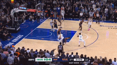 詹姆斯巅峰对决，塔图姆与30激战中国队分钟，精彩发挥胜负难料！